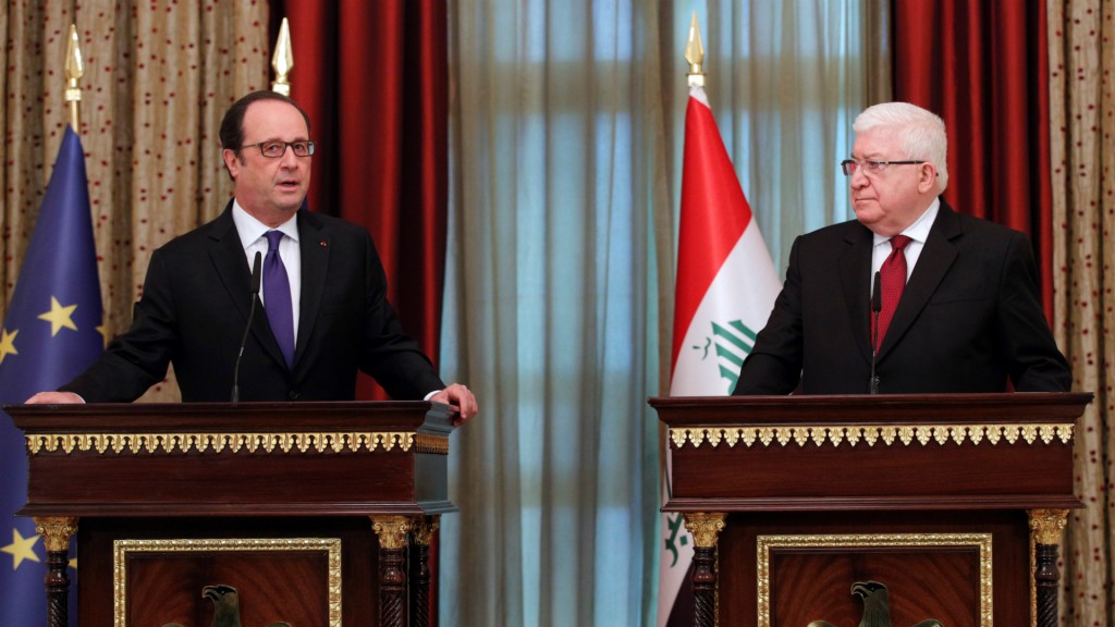 El presidente de Francia, Francois hollande, y su par iraquí, Fuad Masum (AFP)
