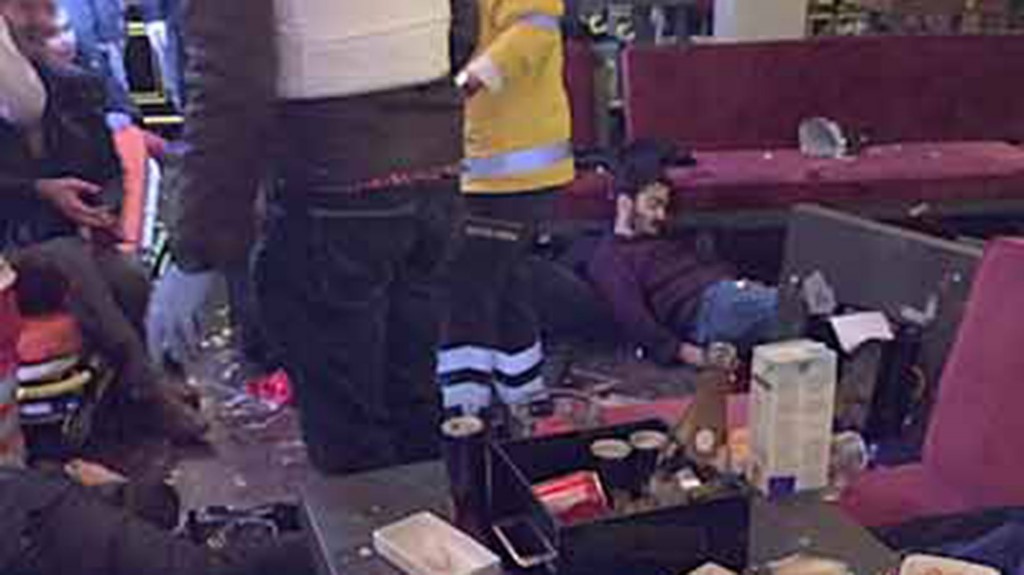 Imágenes del interior de la discoteca Reina, en Estambul, tras el ataque