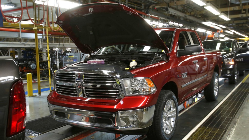 Una camioneta Ram 1500 en la planta de Fiat Chrysler ubicada en Warren, Michigan, sospechada de no cumplir los requisitos de emisiones (Reuters)