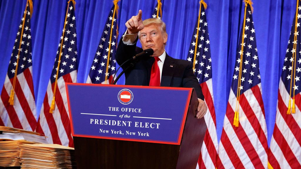 El presidente electo Donald Trump, durante la conferencia de prensa de este miércoles (AP)