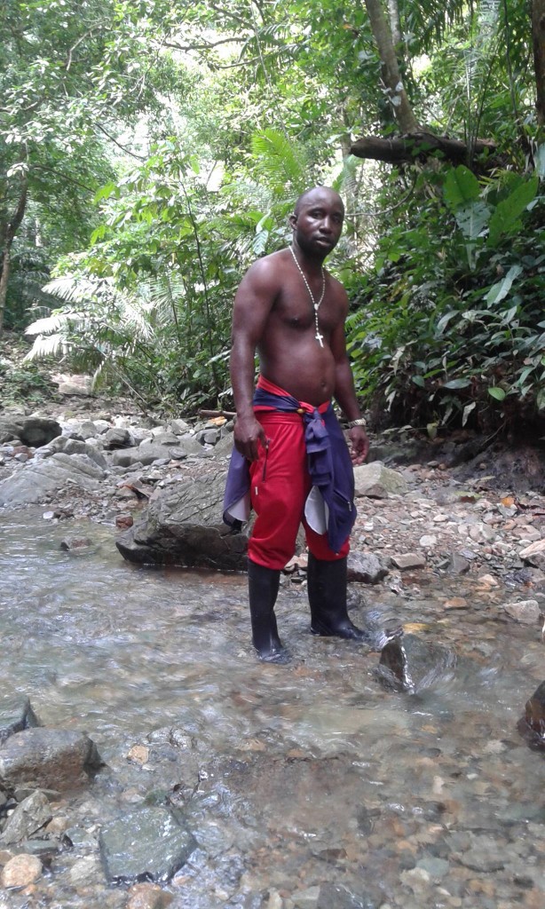 Maikel Tratman en la selva colombiana en su primer intento por llegar a los EEUU
