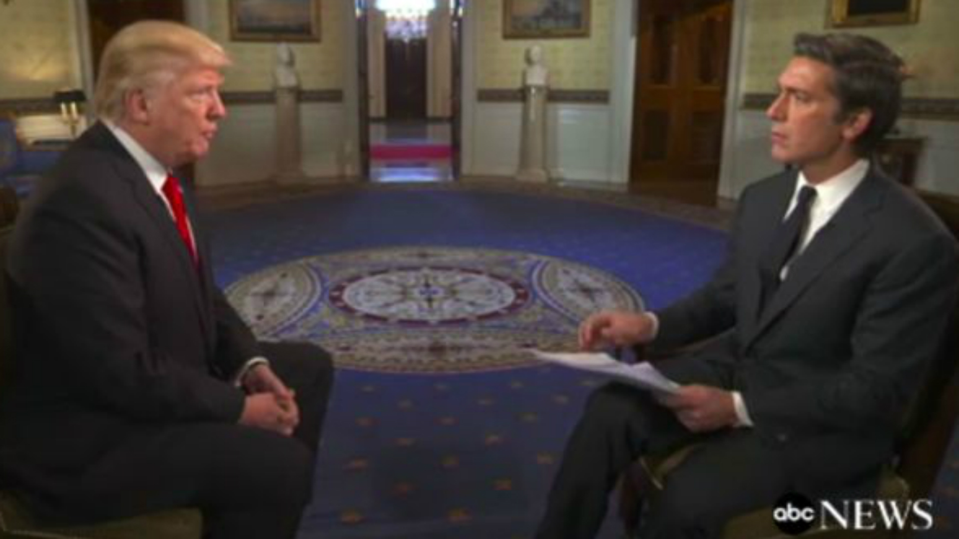 Donald Trump y el periodista David Muir.