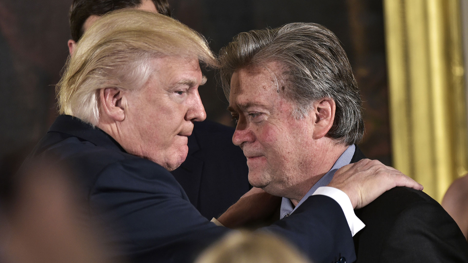 Steve Bannon se disculpó con Donald Trump (AFP)