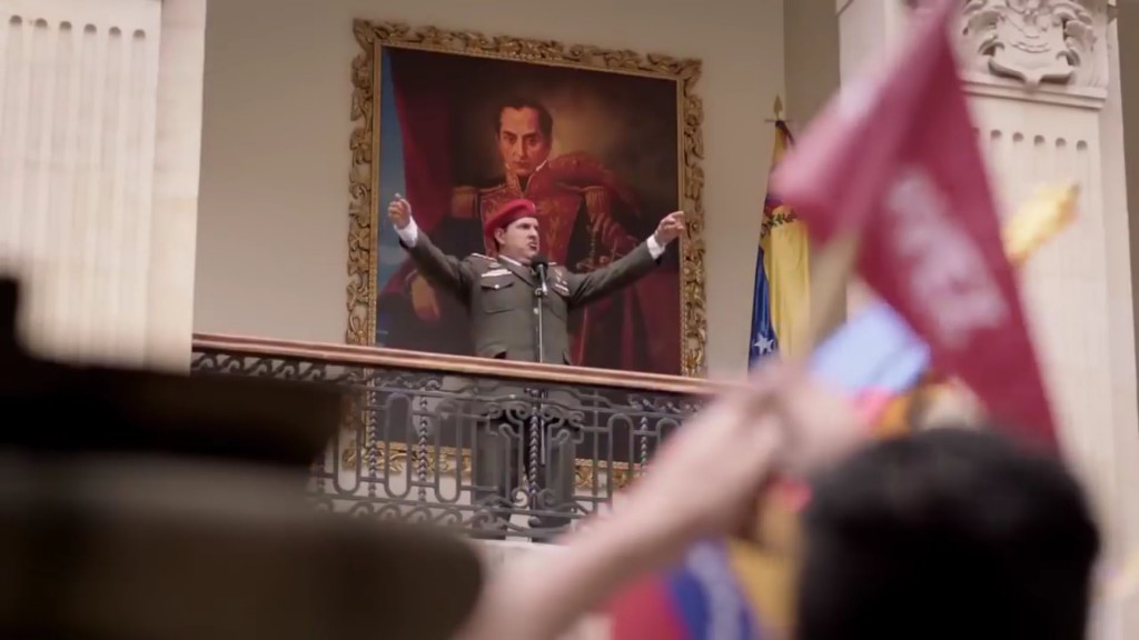 Andrés Parra es el protagonista de la serie
