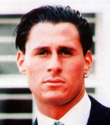 Ronald Goldman estaba en la casa de Nicole Simpson y también fue apuñalado esa noche de junio de 1994