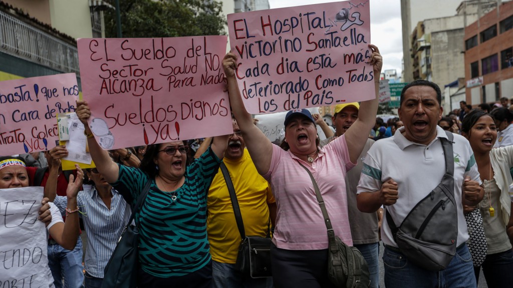 Una de las protestas para reclamar mejoras urgentes en materia de salud (EFE)