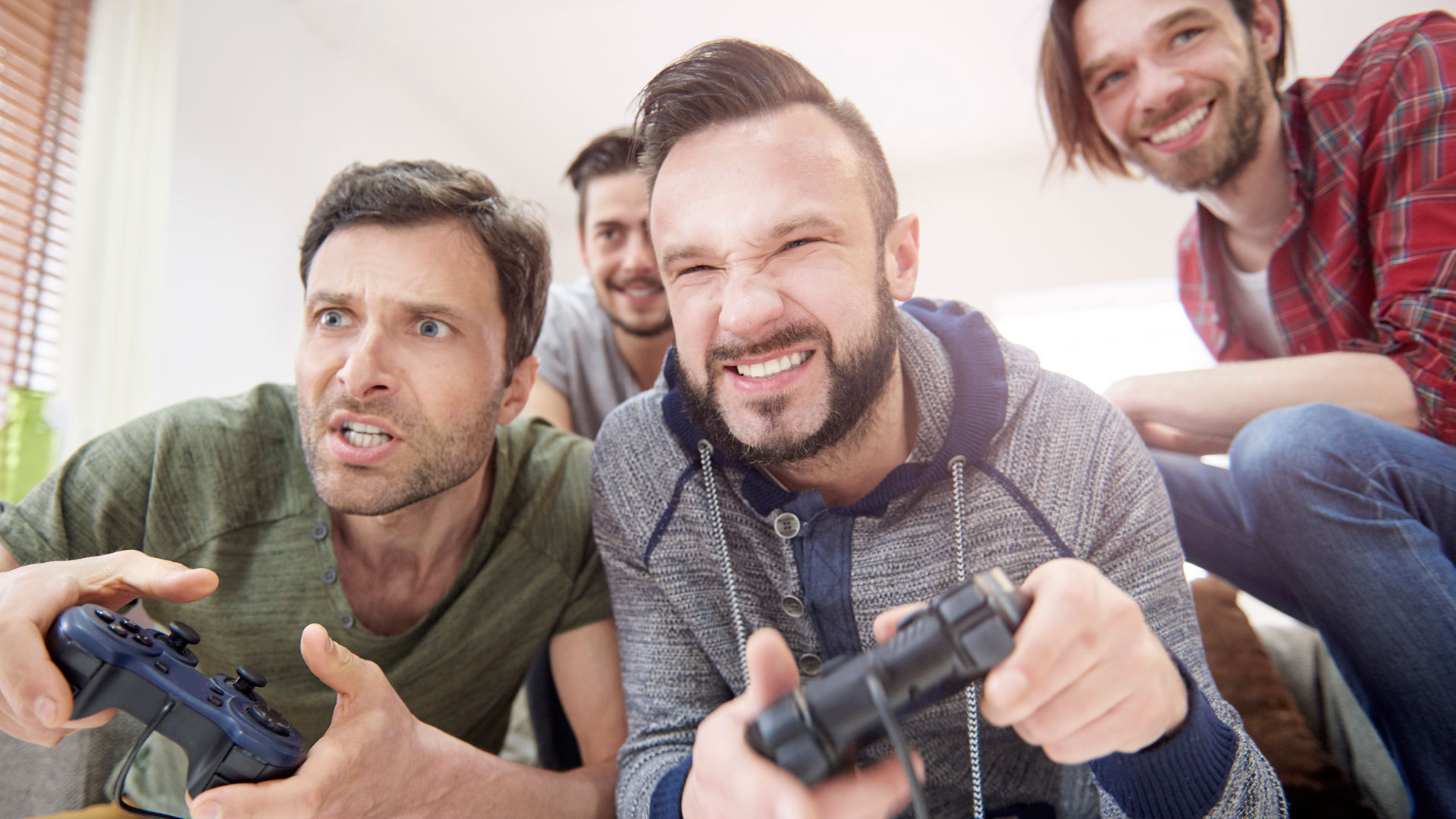 Muchos profesionales avalan a los videojuegos como constructores de amistades (iStock)