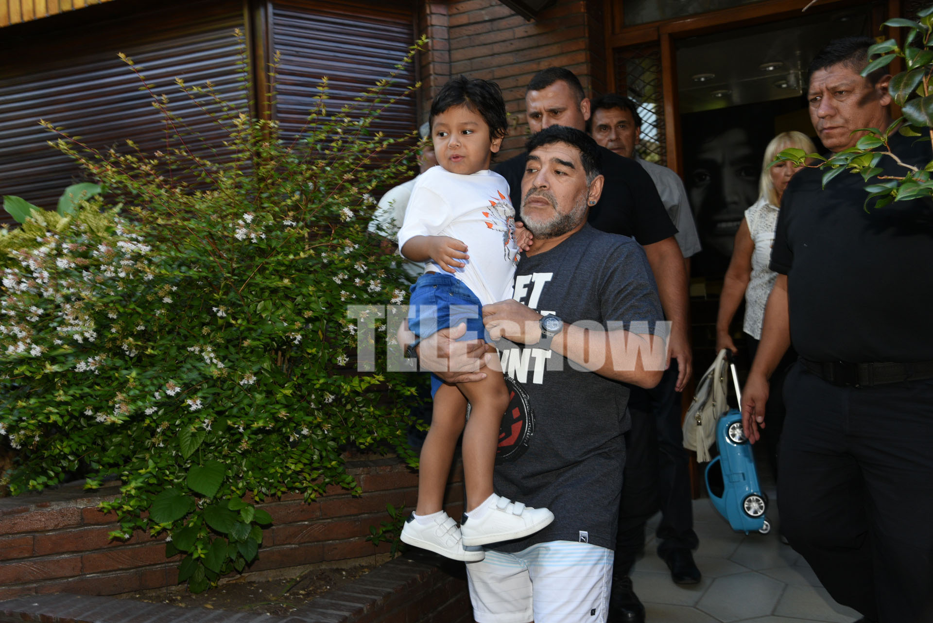 El ex futbolista se reencontró con su hijo menor después de firmar un régimen de visitas con la madre del pequeño, Verónica Ojeda