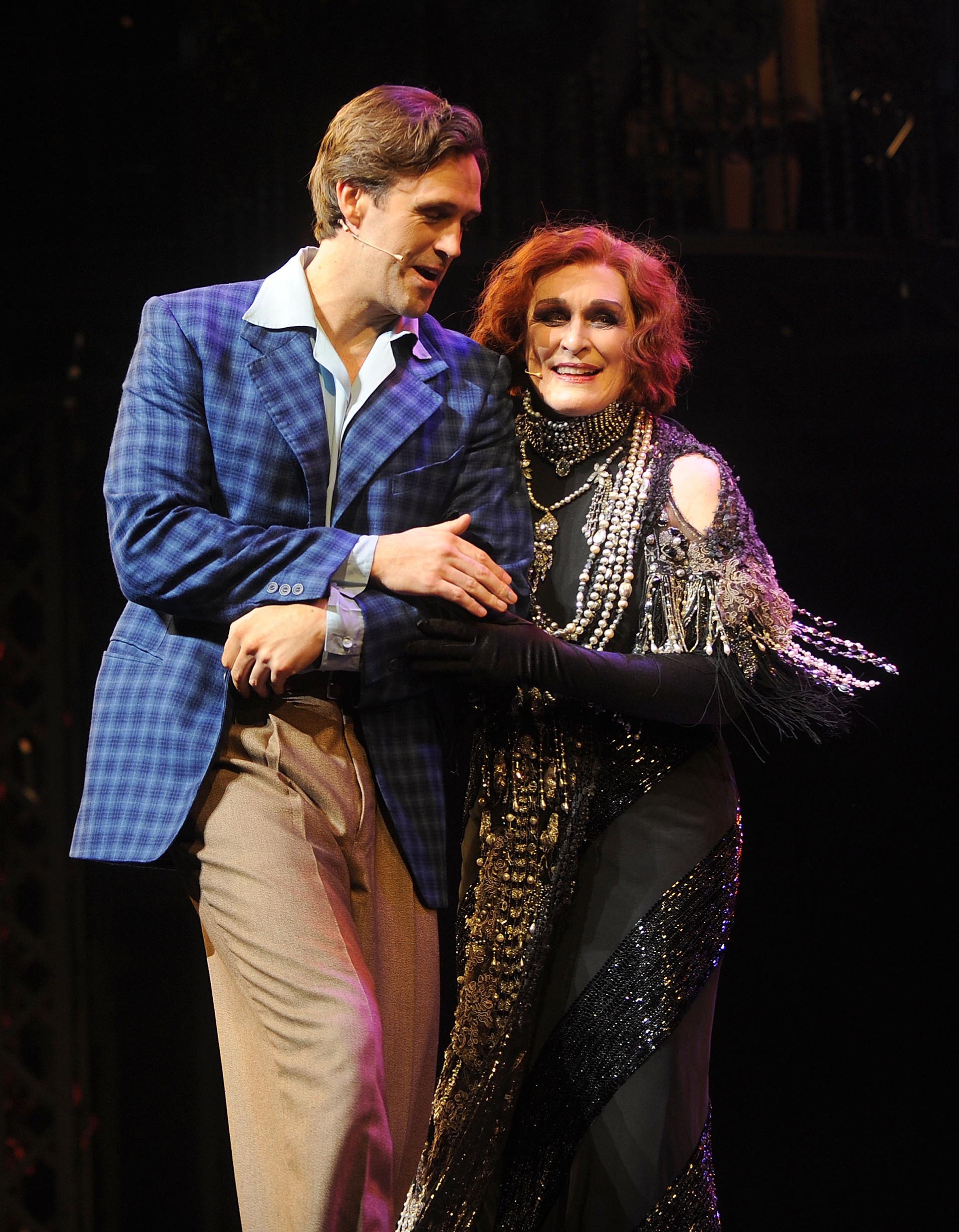 Glenn Close junto al actor Michael Xavier sobre el escenario de Sunset Boulevard. La actriz saltó a la fama en 1987 cuando se puso en la piel de una amante despechada en la película “Atracción fatal”, protagonizada junto a Michael Douglas