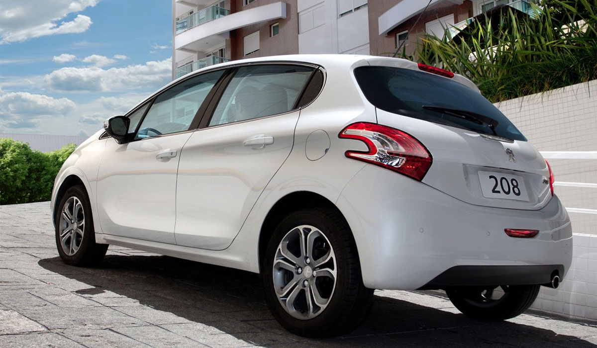 El 208 es hoy el vehículo más barato que ofrece Peugeot en el país