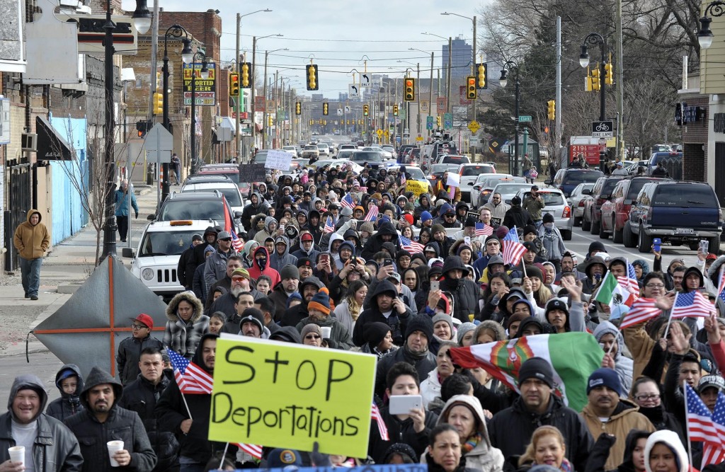 Centenares de personas se manifestaron en Detroit