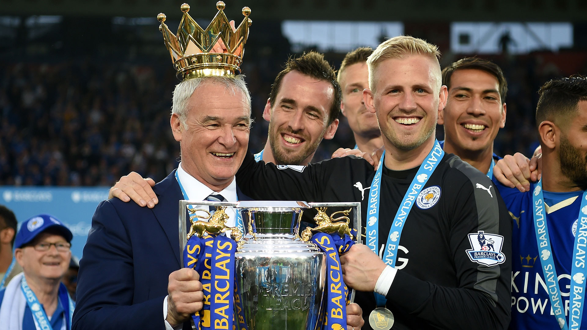 Ranieri levantó el único trofeo de la historia del Leicester (Getty Images)