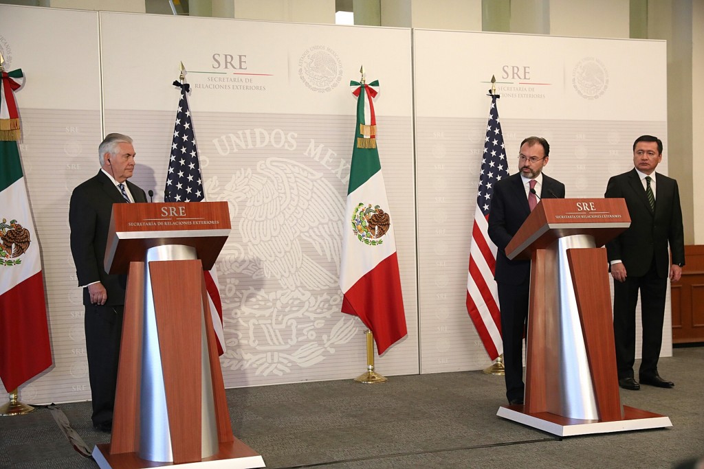 U.S. Secretary of State Rex Tillerson, left, and Mexican foreign minister Luis Videgaray, give remarks after their meeting in Mexico City on Thursday. MUST CREDIT: Bloomberg photo by Susana Gonzalez