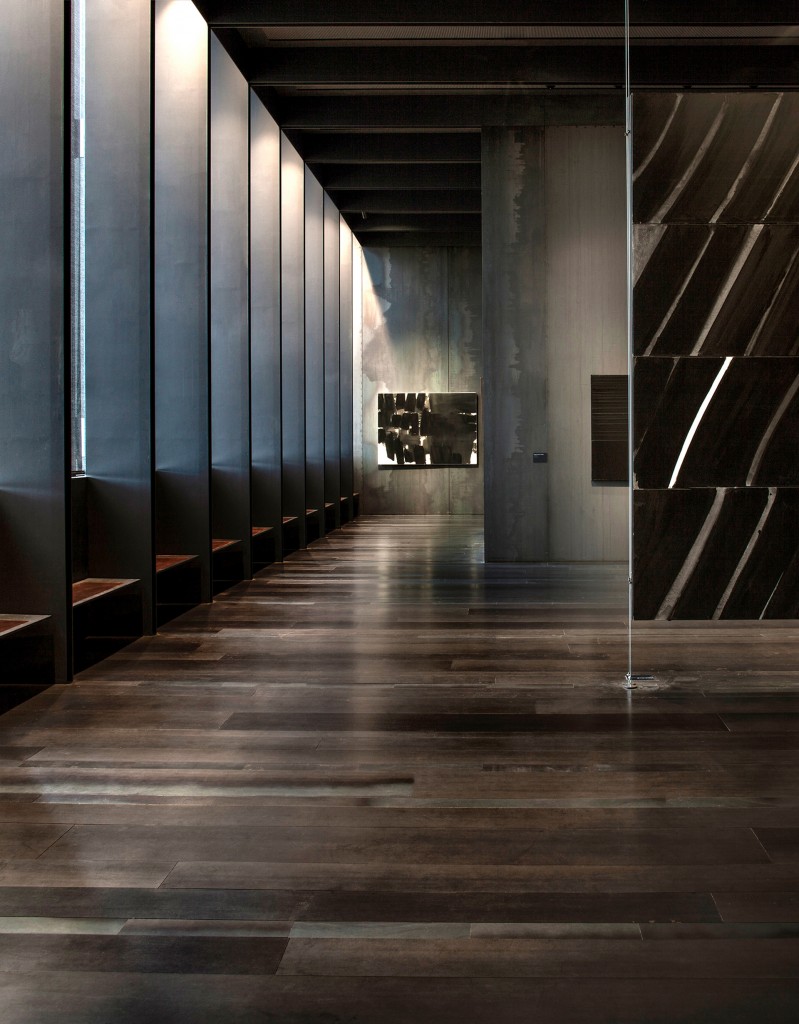 Museo Soulages, en Rodez, Francia, en el que juegan con una relación entre los espacios y las pinturas