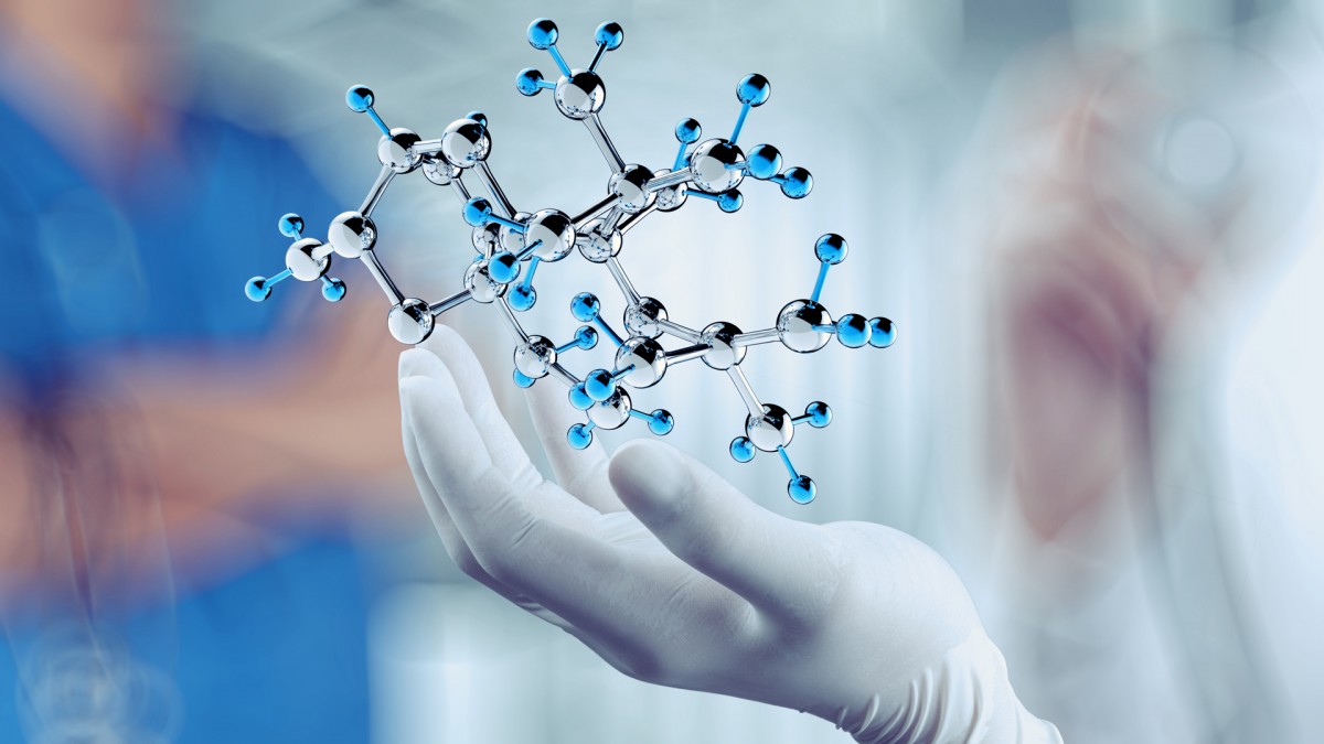 Para evitar la transmisión de la enfermedad, profesionales recomiendan realizar un tratamiento de Fecundación In Vitro con Diagnóstico Genético Preimplantacional (iStock)