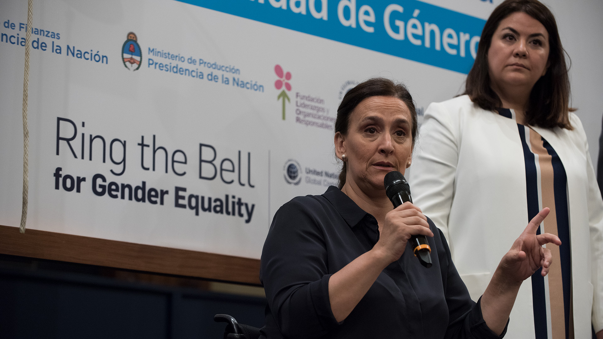 La vicepresidente, Gabriela Michetti, junto a Rocío Balestra, resaltó la contribución que hacen las mujeres en la dirección de las empresas, en particular en las dedicadas al consumo masivo.