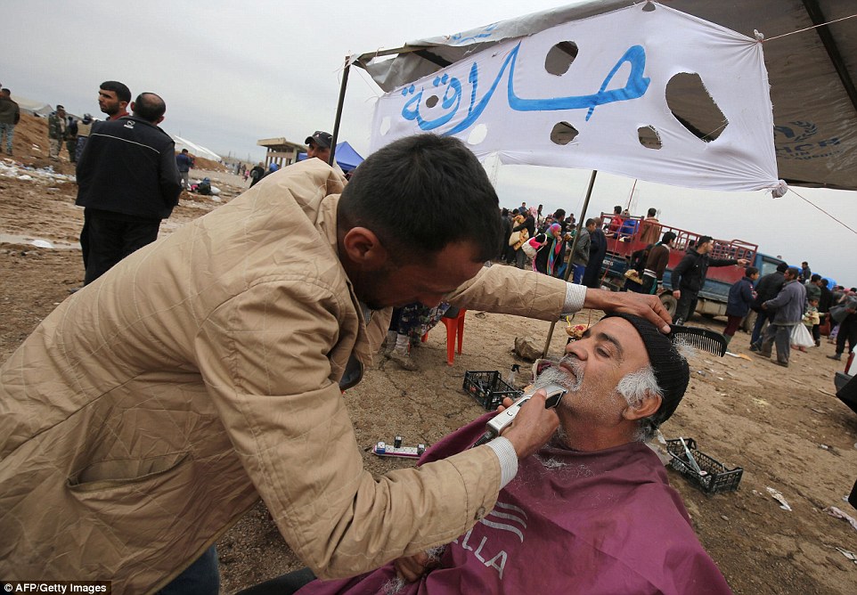 Más de 250.000 personas huyeron de Mosul (AFP)