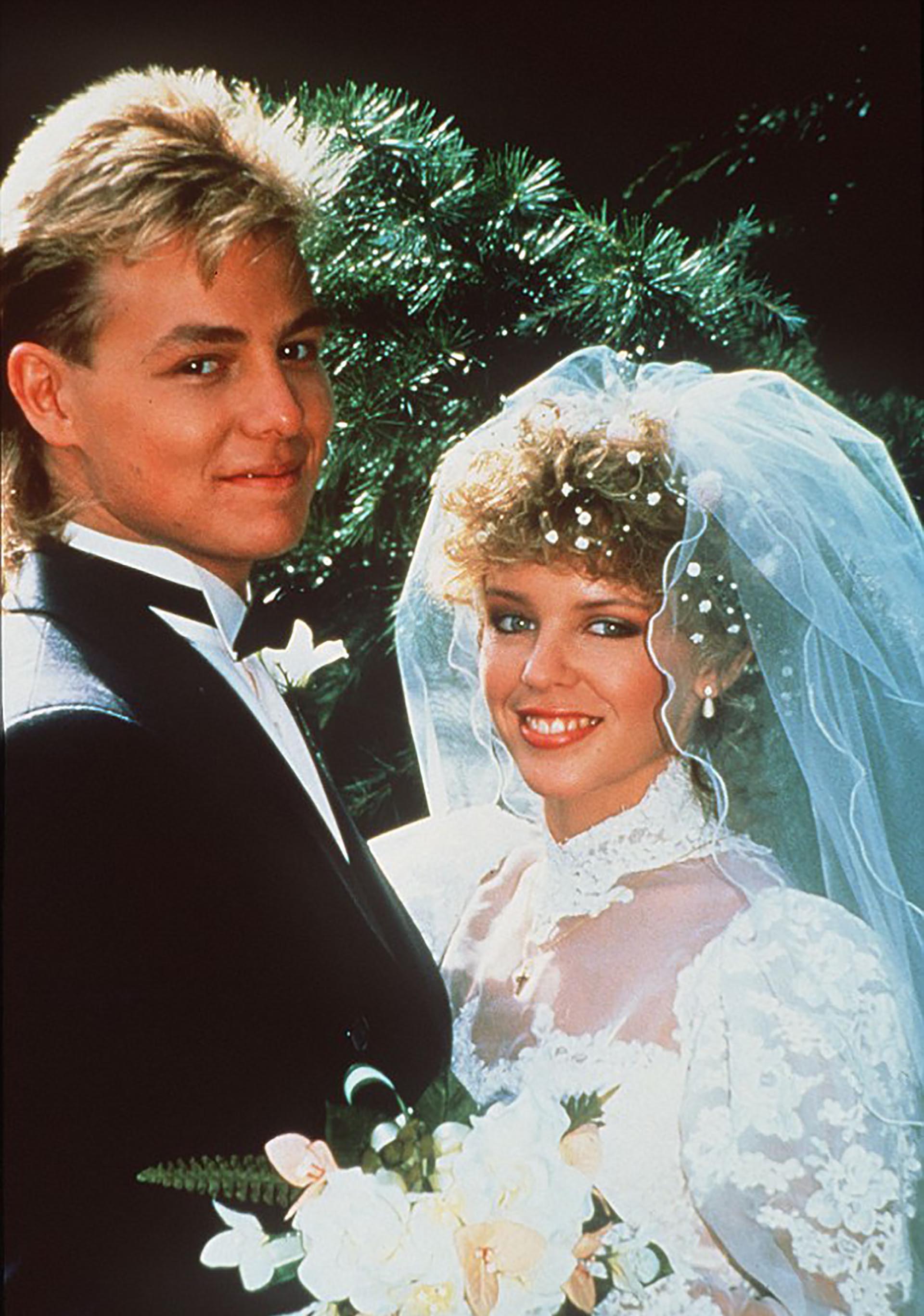 El matrimonio de Jason Donovan y Kylie Minogue en 'Neighbours'