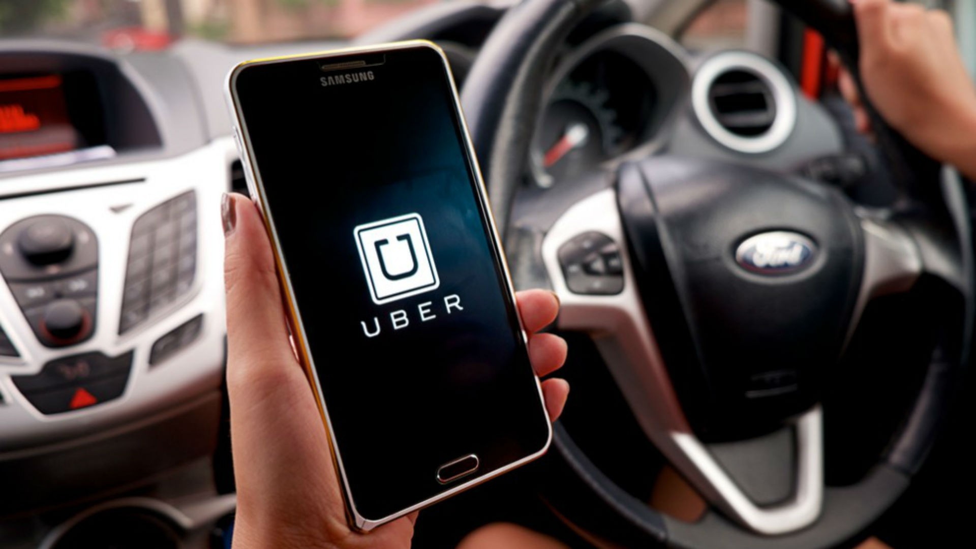 Uber ya está operativa en Montevideo y busca ser regulada en el departamento de Maldonado (iStock)