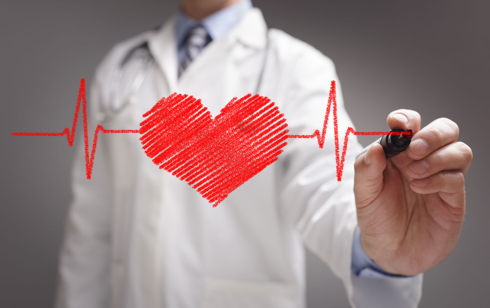 HOPE 3 reinstaló la importancia de controlar la presión arterial, una conducta que debe ser entendida como saludable y sobre todo preventiva. Las cifras de la presión arterial es un dato fundamental de la historia clínica de un paciente y tiene que estar al alcance del individuo y de la comunidad médica para impulsar y motivar la idea del control. (iStock)