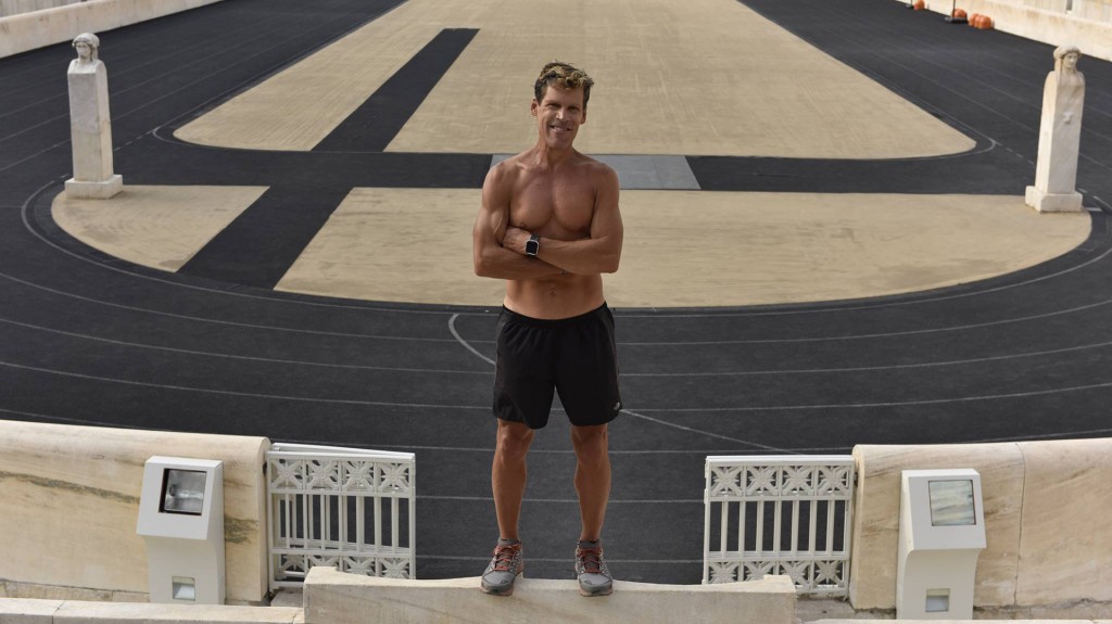 Karnazes fue distinguido en varios años por revistas especializadas como el hombre mejor apto físicamente