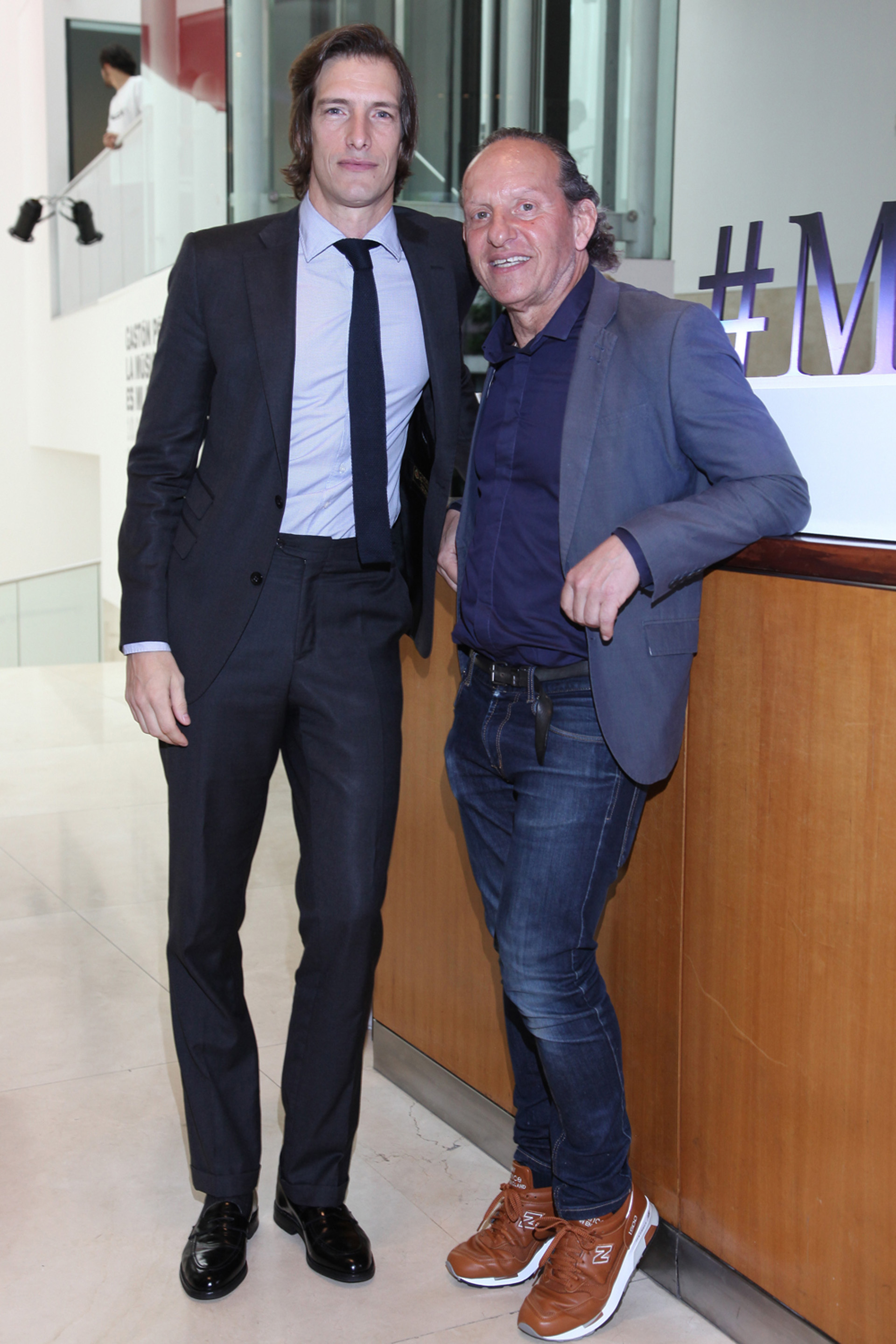 Iván de Pineda junto a Custo Dalmau, quién llegó a Buenos Aires para participar de la quinta edición del Mercedes-Benz Fashion Talk