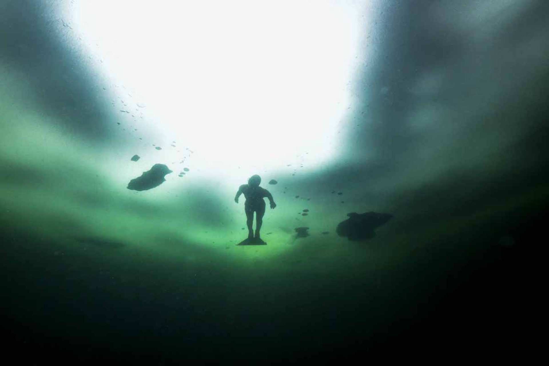 Fotografía de Johanna Nordbland bajo el agua (AFP)