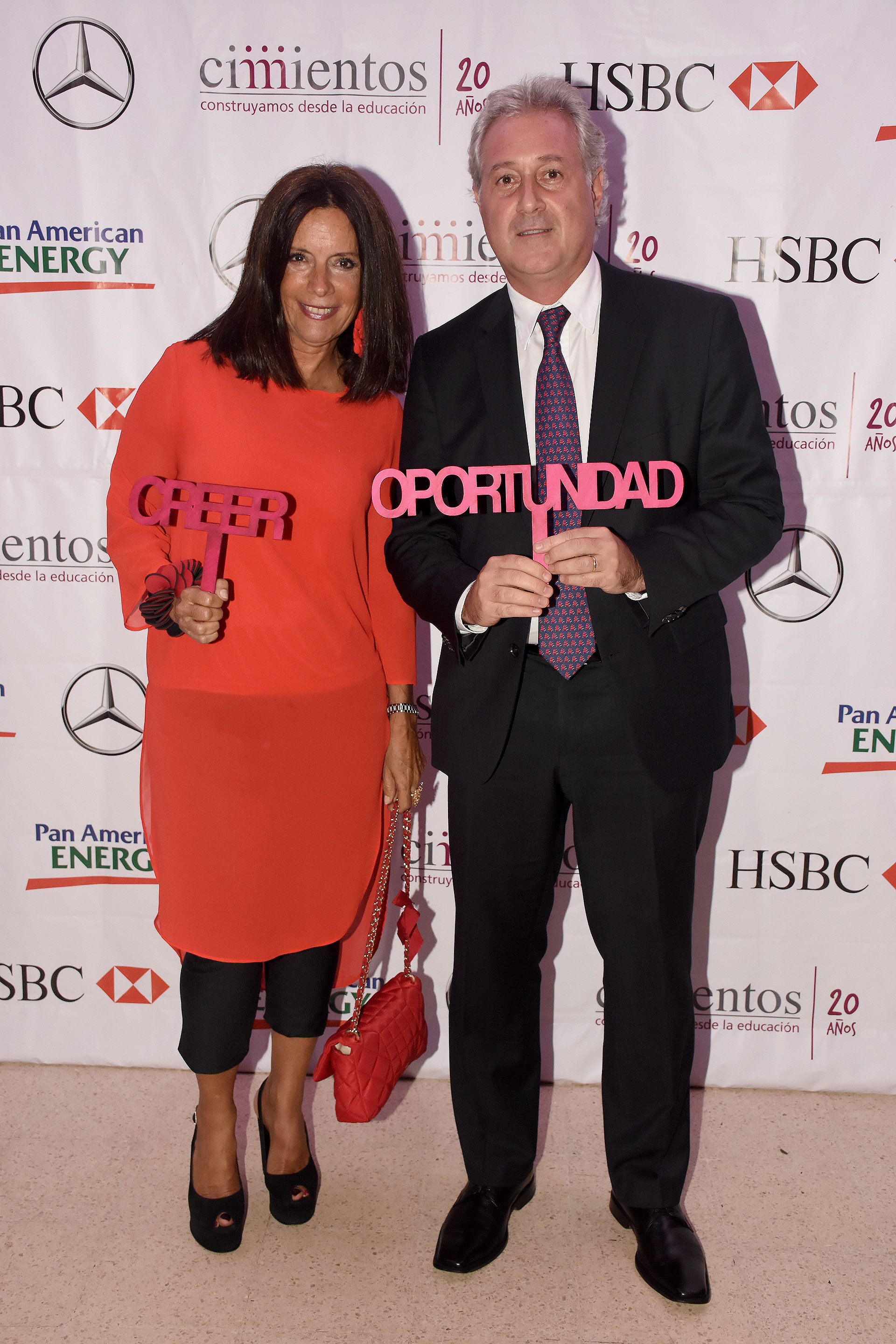 Matías Patanian, vicepresidente de River Plate y CEO de Aeropuertos Argentina 2000, y Carlina Barros, directora de Asuntos Públicos de Corporación América.