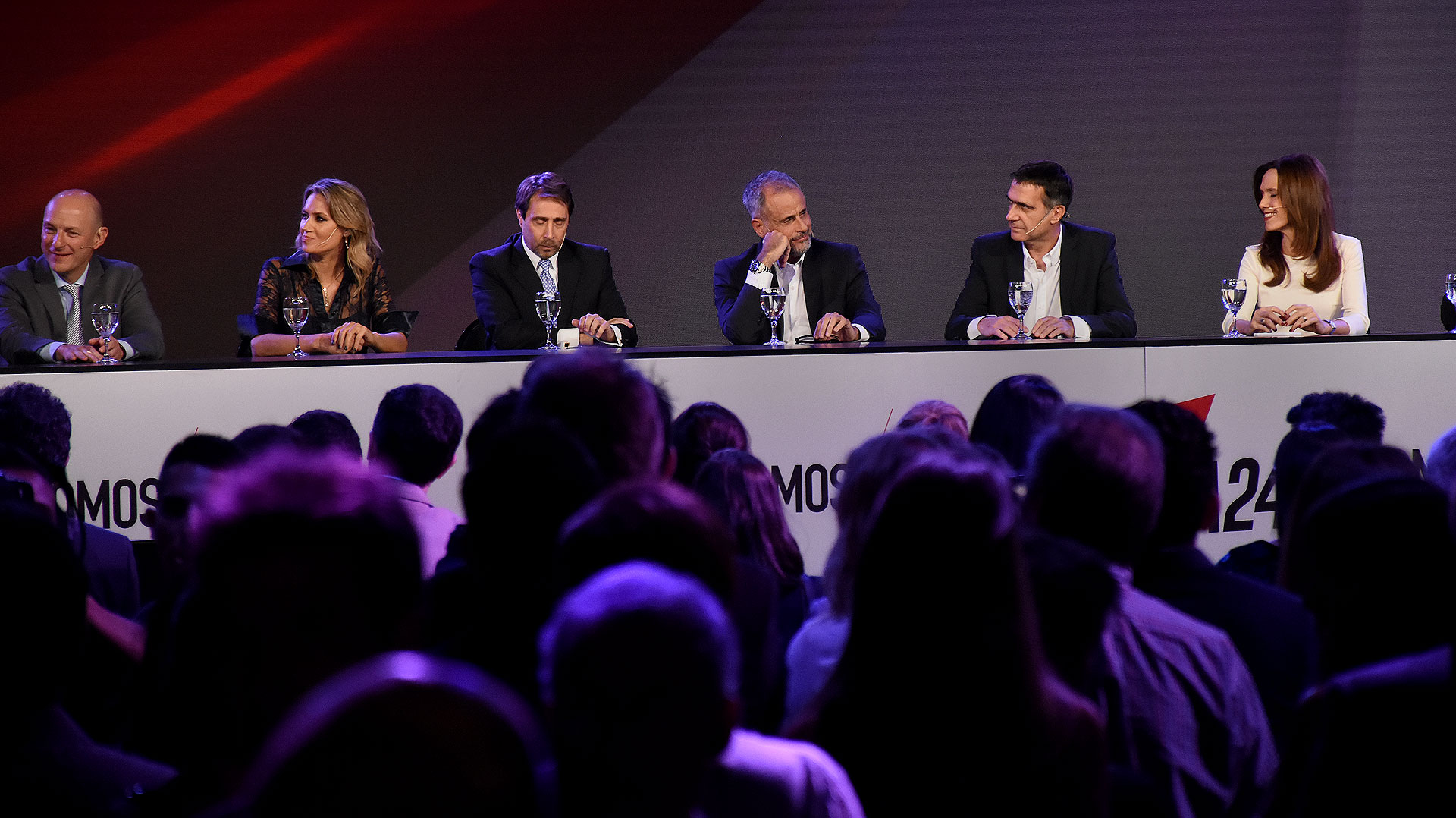 Sergio Berensztein, Carolina Losada, Eduardo Feinmann, Jorge Rial, Antonio Laje y Mariel Fitz Patrick