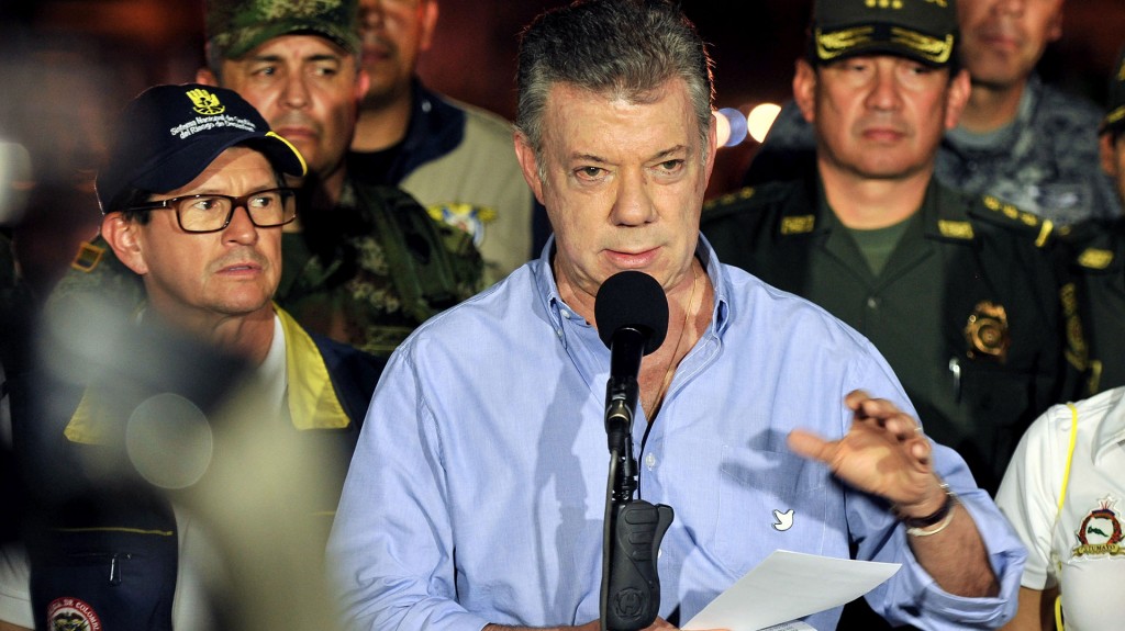 El presidente Santos ratificó que las tareas de reconstrucción de Mocoa incluyen la construcción de un acueducto, de un hospital y de nuevas viviendas para las personas damnificadas (EFE)