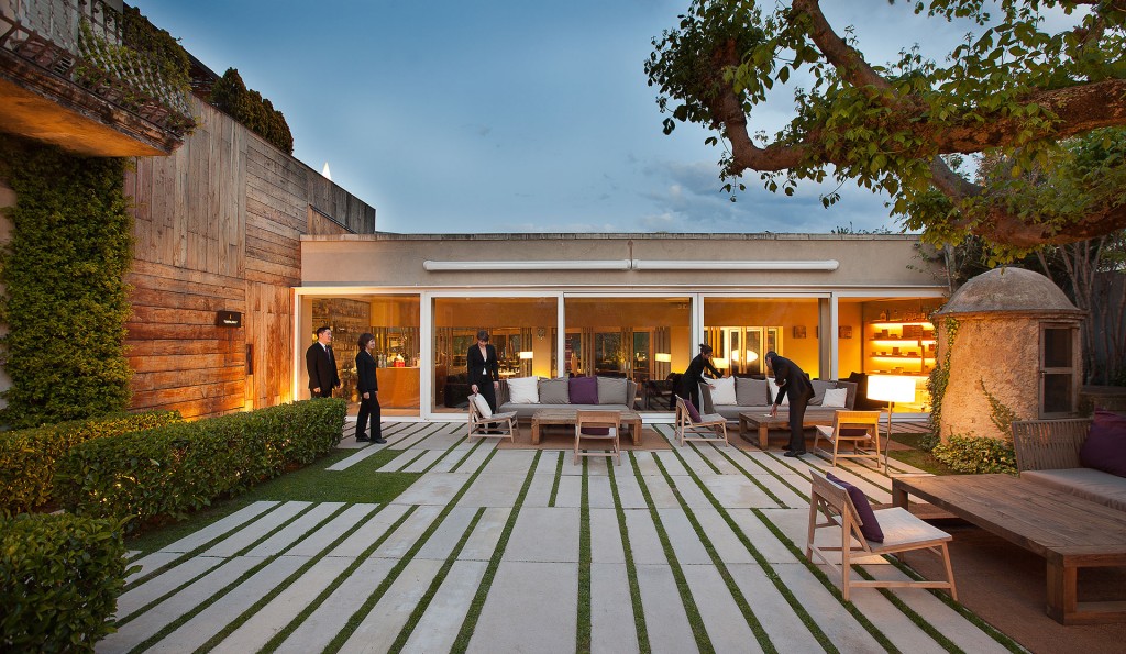El podio lo inicia el español “El Celler De Can Roca”, de Girona, un histórico entre los primeros lugares de la lista. Destaca por su comida contemporánea y de “libre estilo”, aunque con una base en la gastronomía catalana