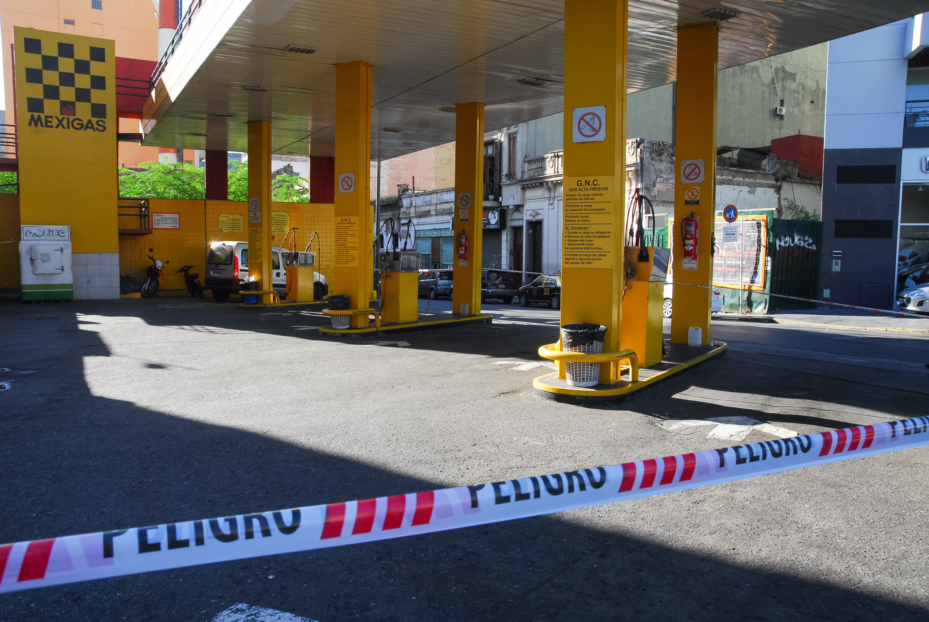 La mayoría de las estaciones de servicio estuvieron cerradas (Foto: agencia Télam)