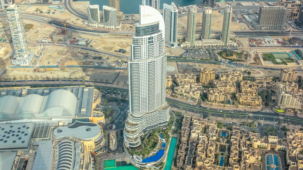 Vista aérea desde el piso 124 del Burj Khalifa (iStock)
