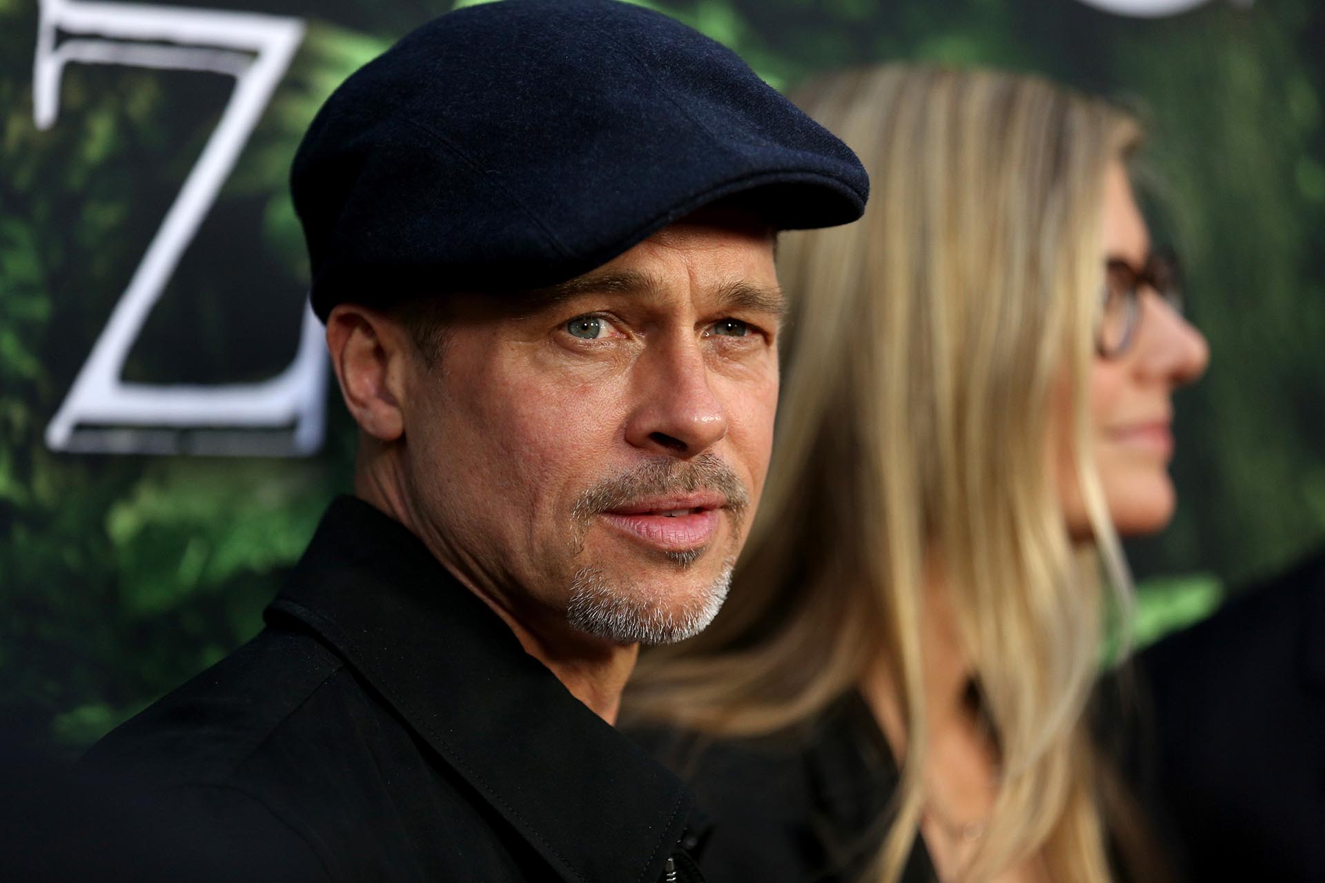 A los 53 años y tras su divorcio de Angelina Jolie en 2016, Brad Pitt volvió a convertirse en una de las estrellas masculinas de Hollywood más codiciadas por la platea femenina, mientras que lo rodean rumores sobre posibles romances que aún no pudieron confirmarse