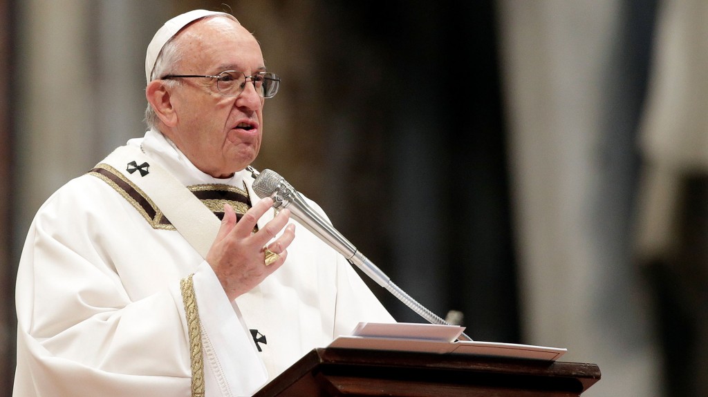 El papa Francisco durante su homilía en la Misa Crismal que dio inicio a los ritos de la Semana Santa
