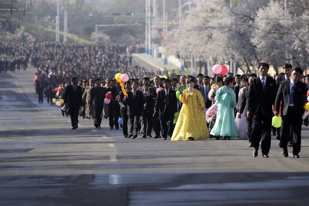 (AP Photo/Wong Maye-E)