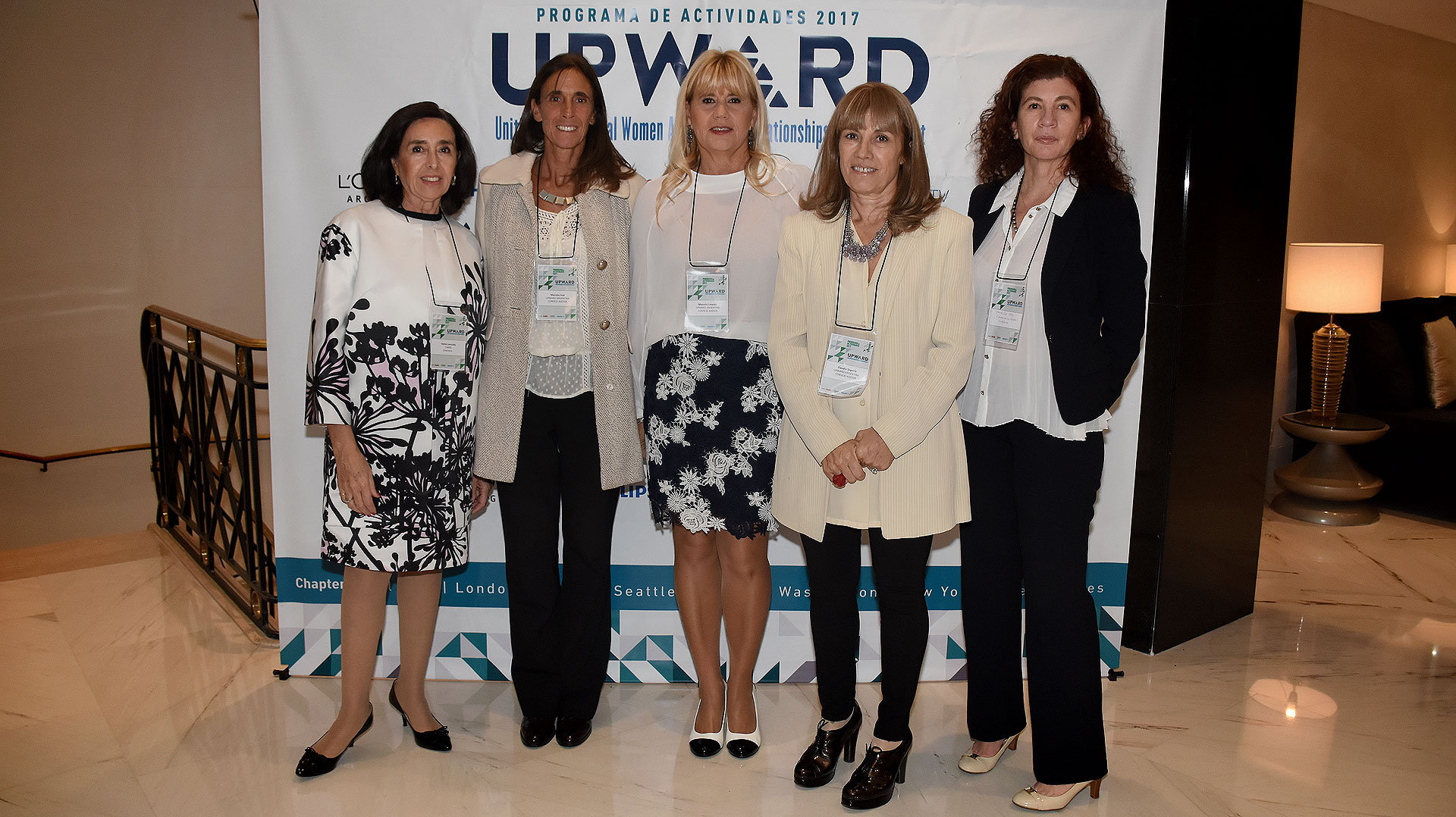 Stella Lancuba, Mariana Feld, Marcela Losardo, Claudia Segovia y Patricia Rey