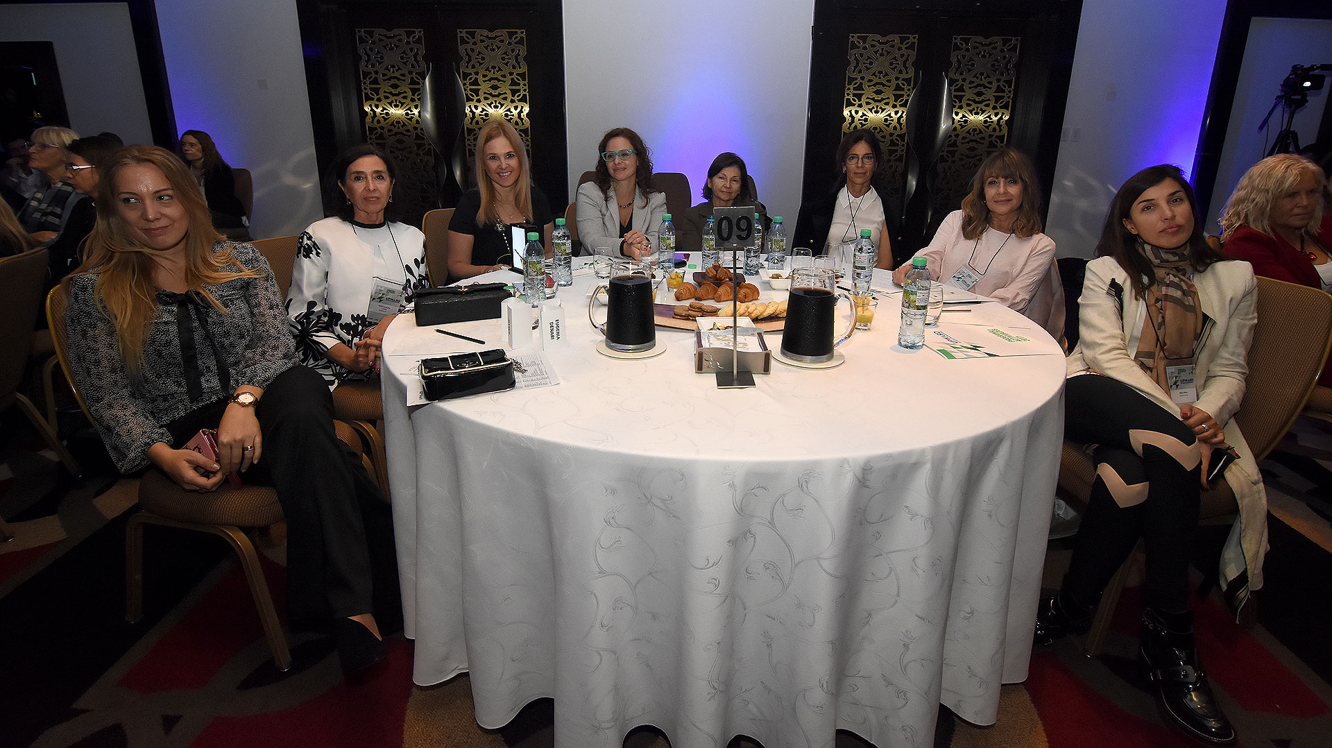 Daniela Furfaro (coordinadora general de UPWARD), Stella Lancuba, Silvina Luna, Cecilia Attwell, Nora Trotta, Laura Guerra, Fabiana Ricagno y Mariana Bisso