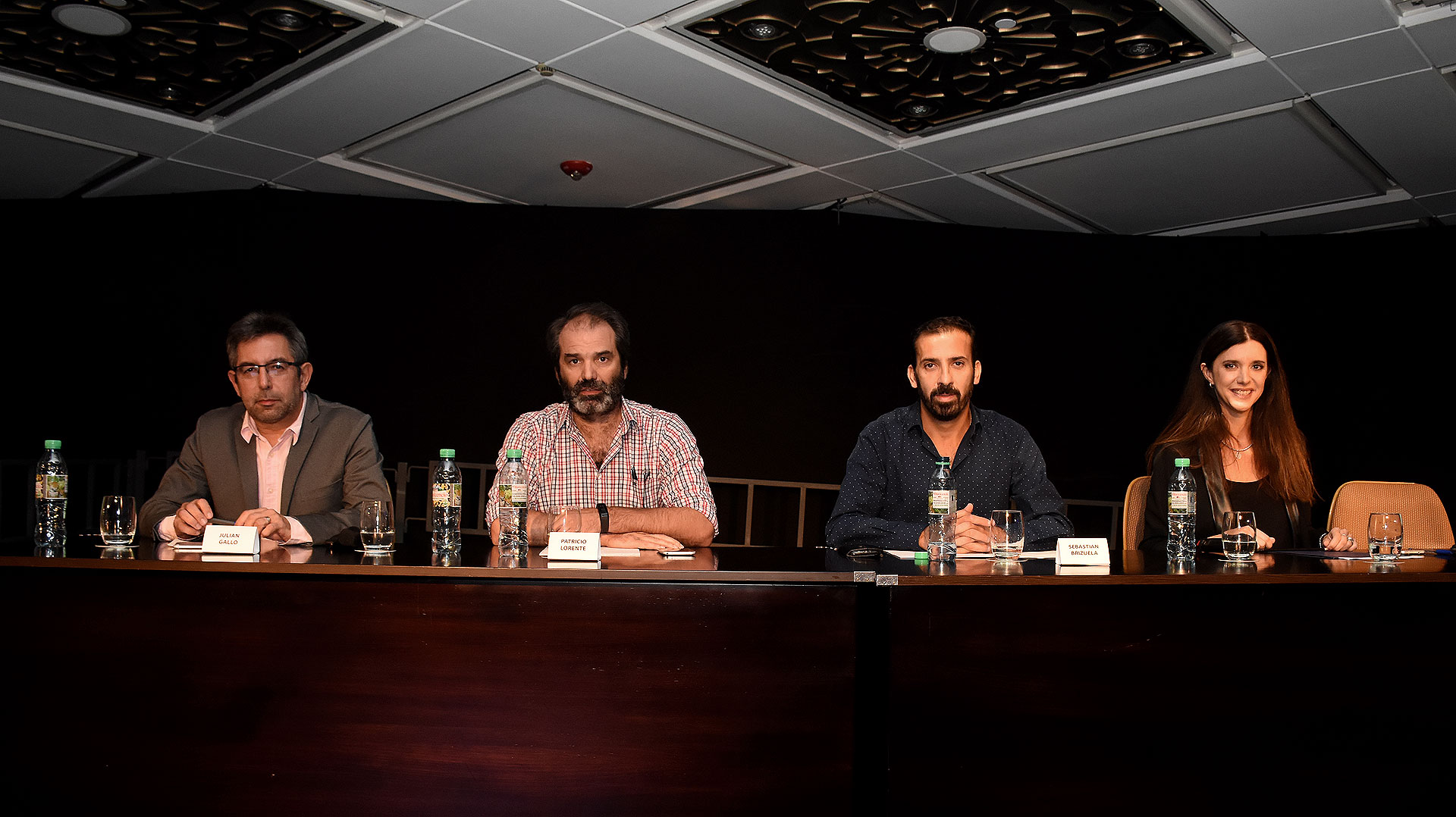 El evento tuvo como expositores a Julián Gallo (director de Contenido y Estrategia Digital del Presidente Mauricio Macri); Patricio Lorente (ex presidente de la Junta Directiva de la Fundación Wikimedia); Sebastián Brizuela (especialista en Branding Personal, Communications & Digital Manager) y Eugenia Denari (directora de Marketing de Google para Argentina, Chile y Perú)