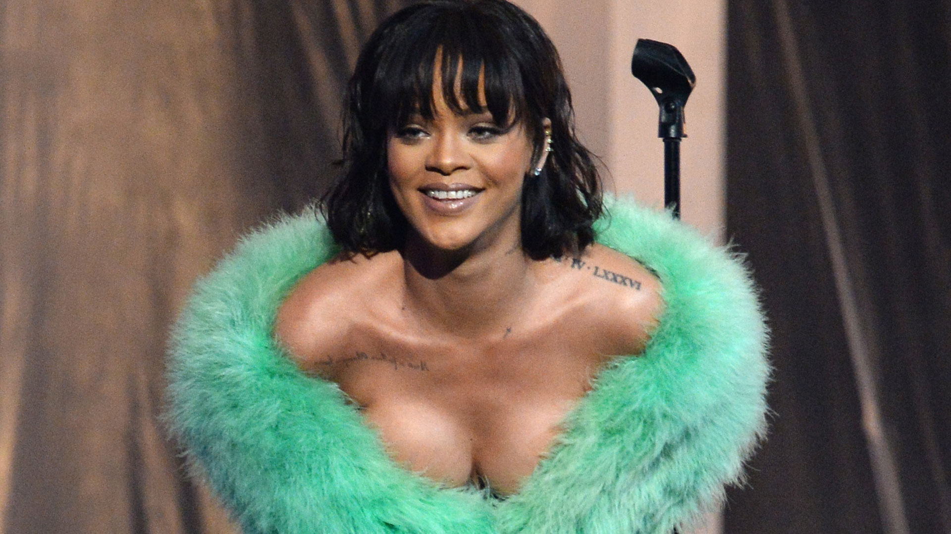 Rihanna (Getty)