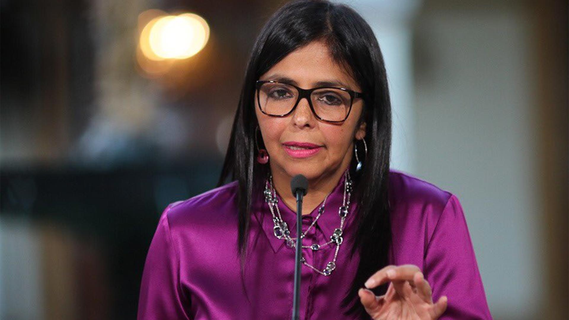 Delcy Rodríguez dejó la cancillería para presentarse como candidata a la  Asamblea Nacional Constituyente - Infobae