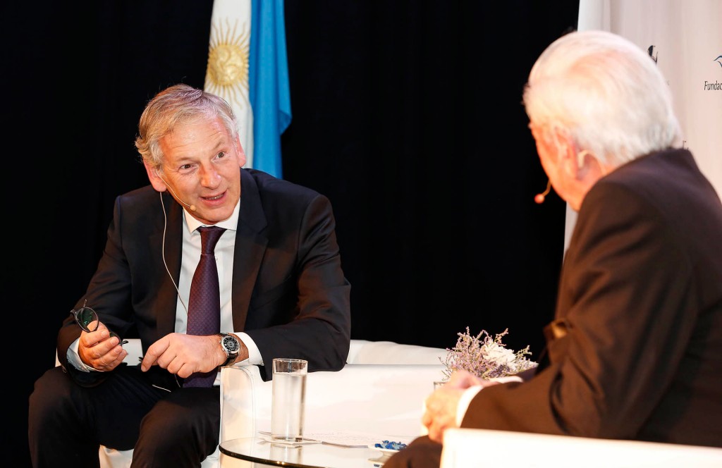 El escritor dejó definiciones sobre Macri, Trump y el papa Francisco (Agustín Marcarian)