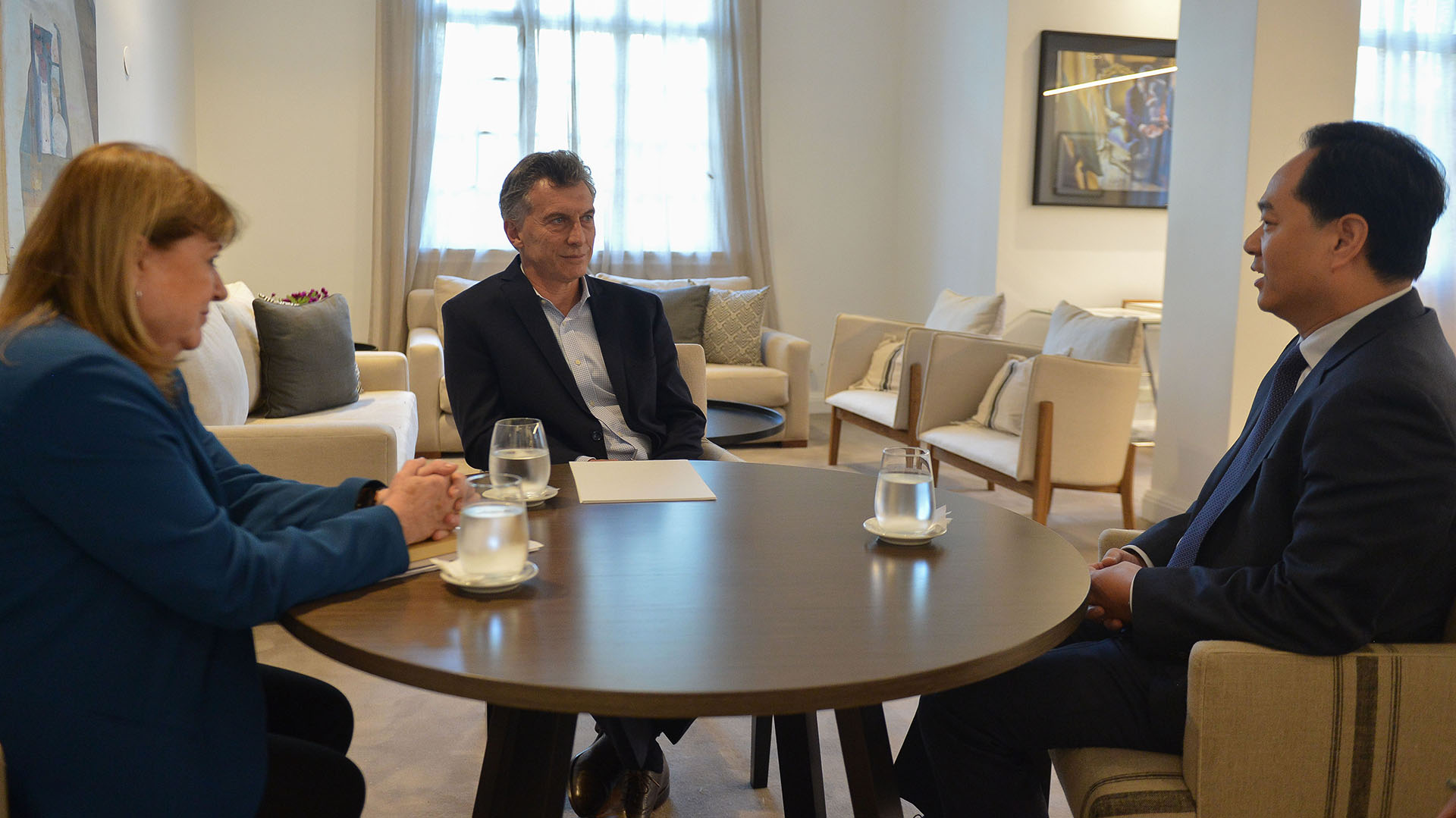Macri recibió hoy al embajador chino junto a la canciller Malcorra
