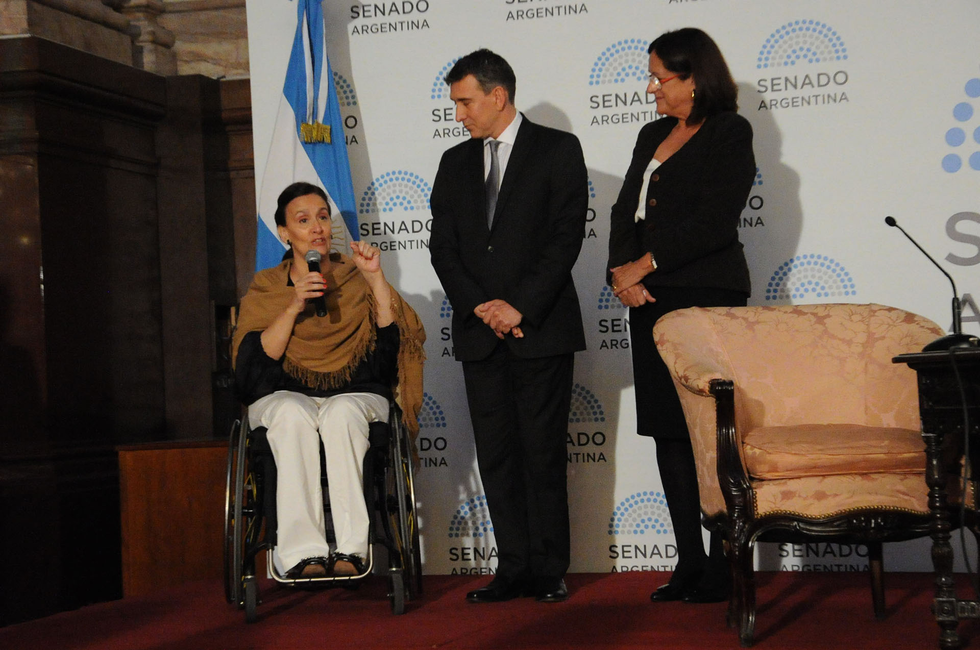 La vicepresidenta Gabriela Michetti elogió al artista durante su discurso