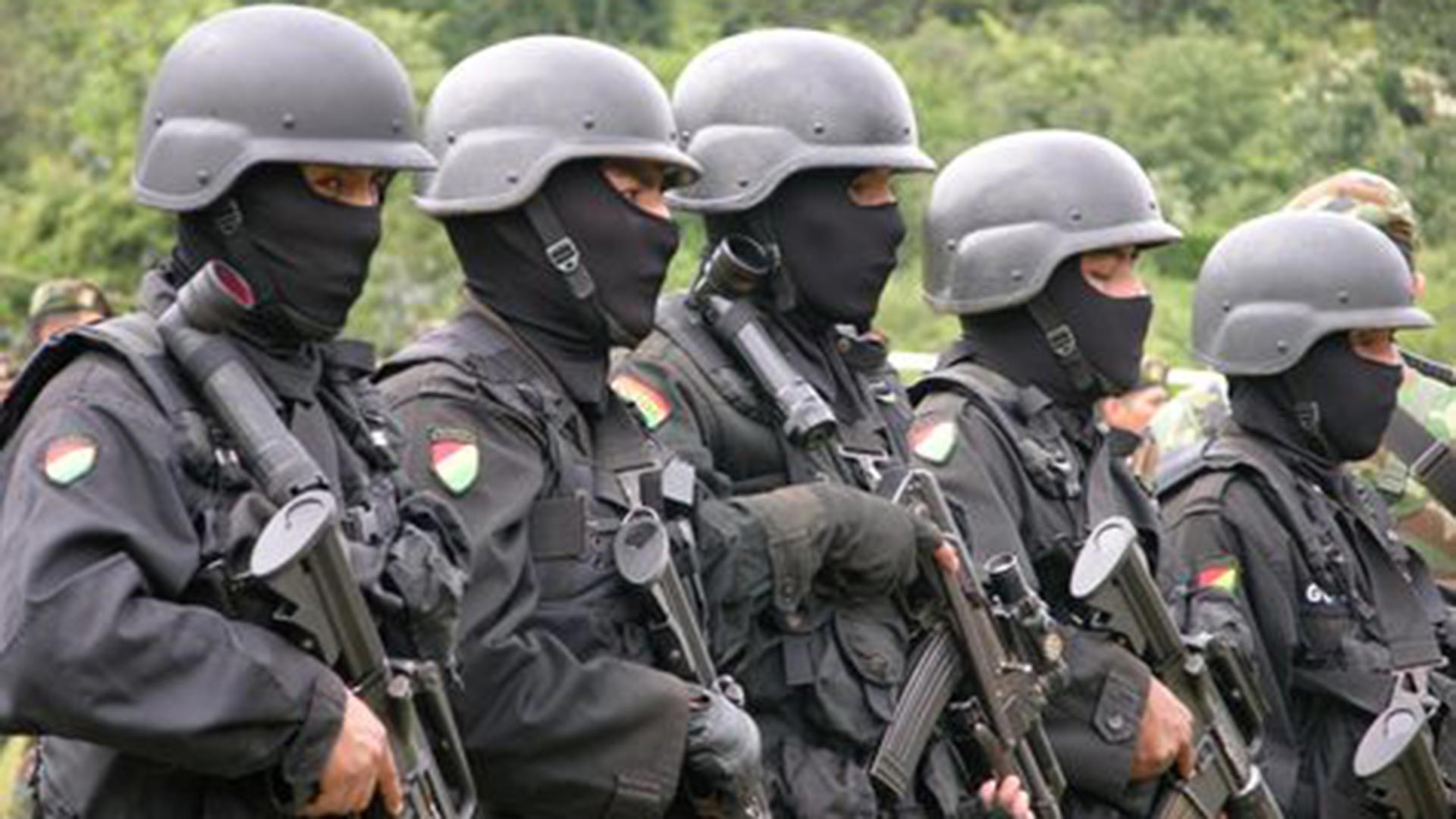 bolivia-unidad-F-10-grupo-elite