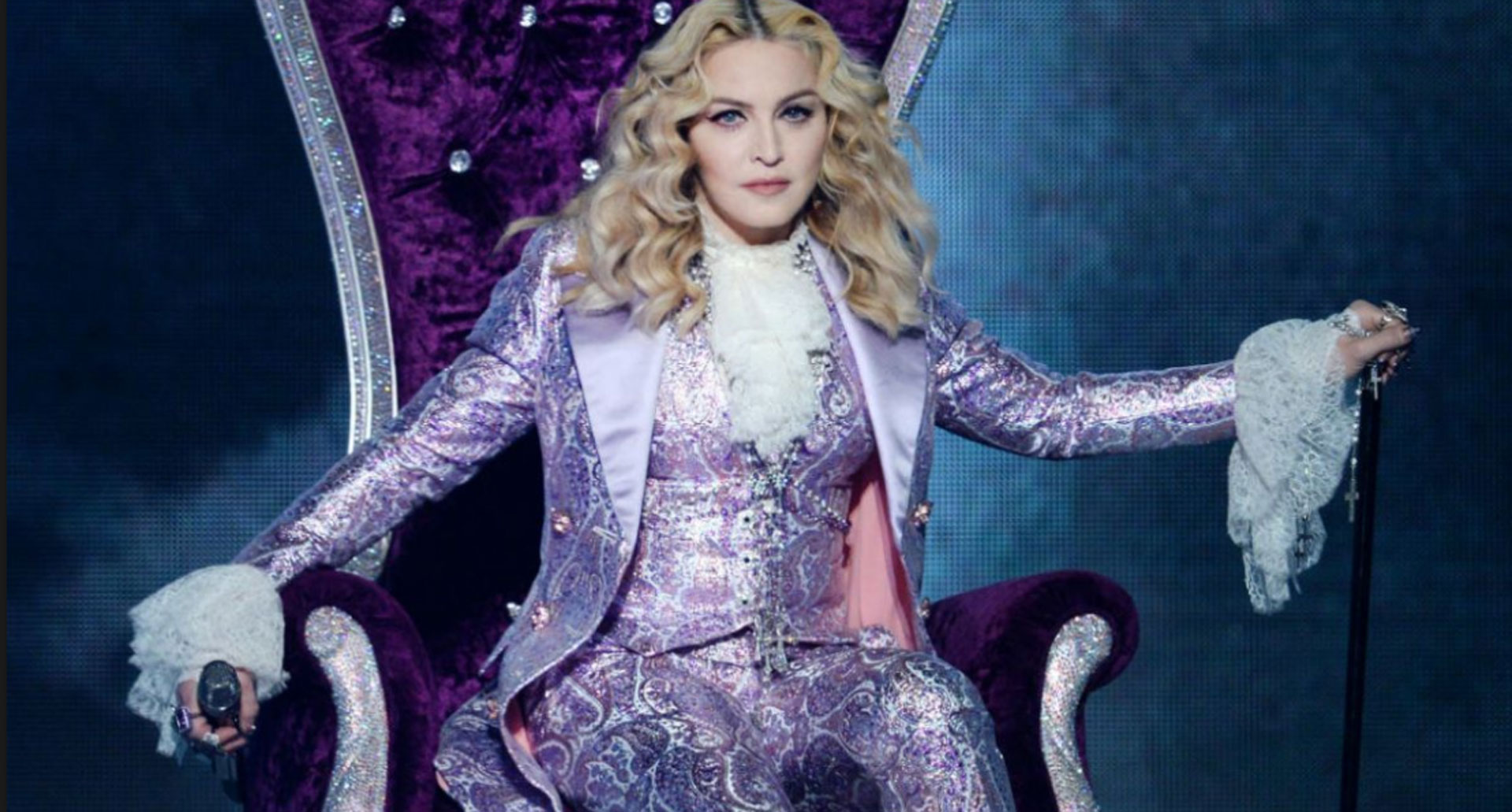 Madonna es conocida como la reina del pop o la chica material