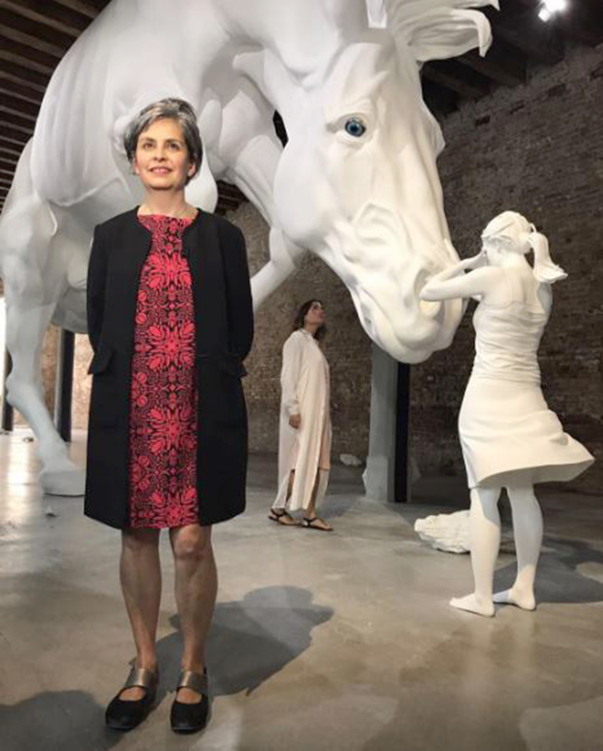 Claudia Fontes y su obra, “El problema del caballo”, que representó a la Argentina en la famosa Bienal de Venecia