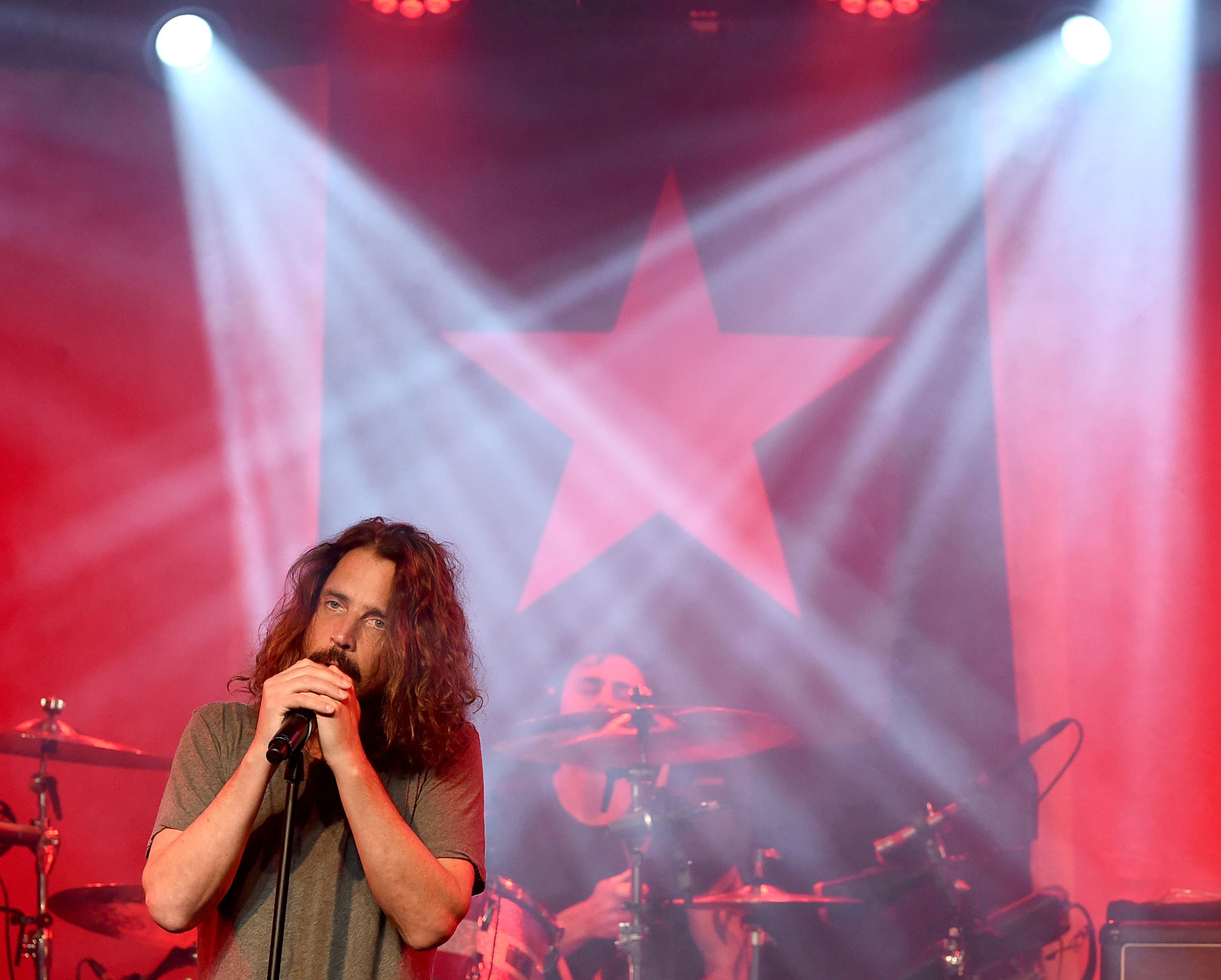 En el mismo concierto, en el Taragram Ballroom de Los Ángeles (AFP)