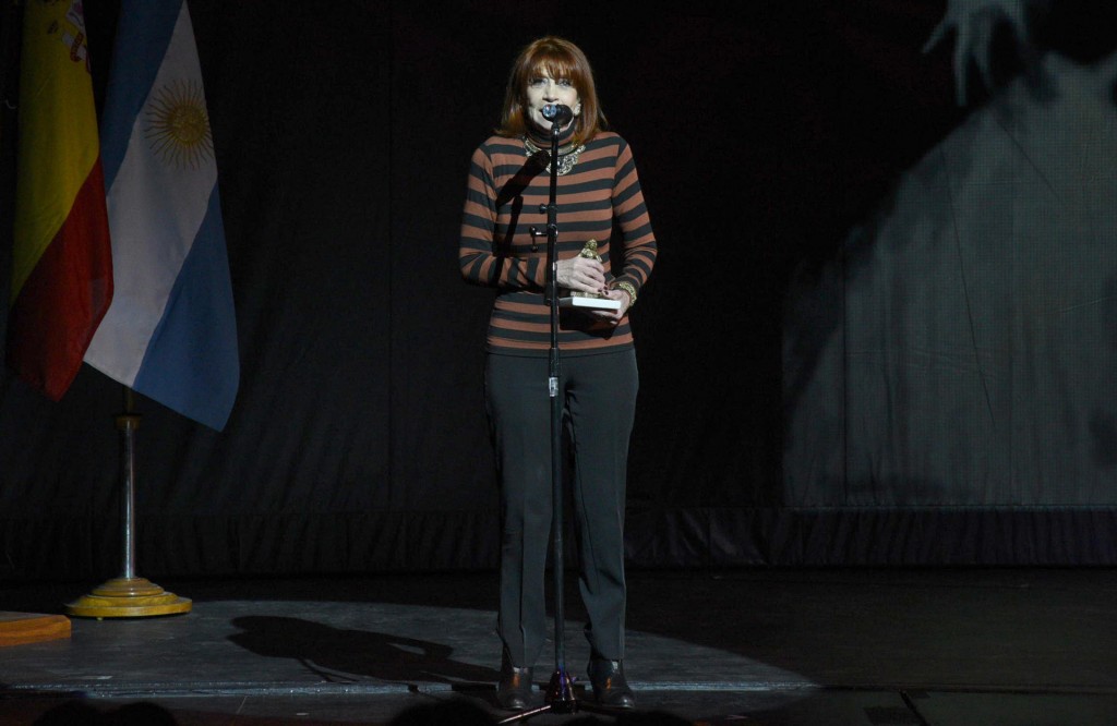 Adriana Aizemberg obtuvo un galardón por su extensa carrera artística