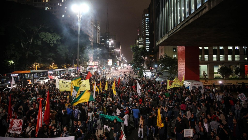 Miles de brasileños se manifiestan en todo el país (EFE)